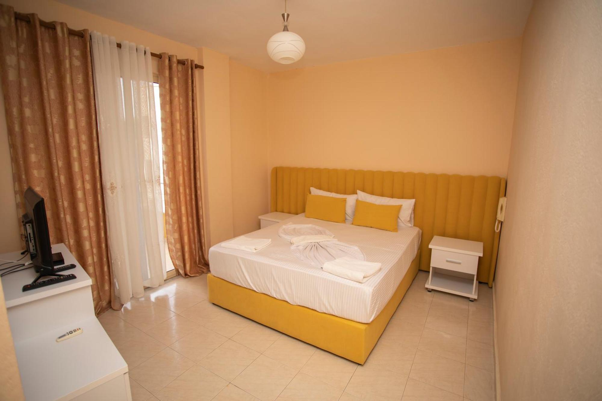 Hotel Sunrise Голем Экстерьер фото