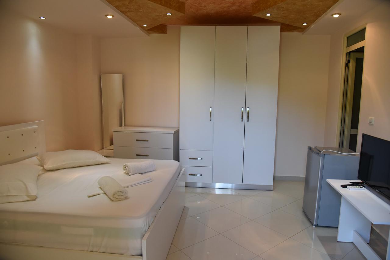Hotel Sunrise Голем Экстерьер фото
